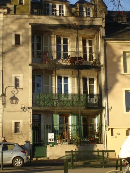 Appart Gite Les Oiseaux- Face Loire Quai Du Chatelet أورلييو المظهر الخارجي الصورة